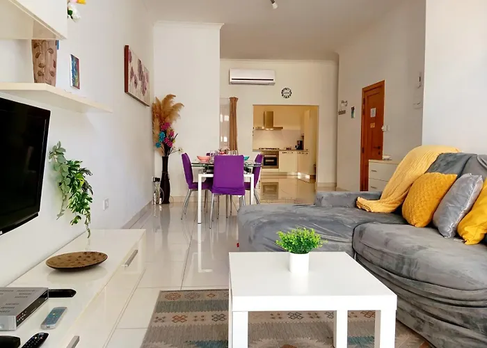 Modern Apartment In The Heart Of Sliema Steps From The Seafront