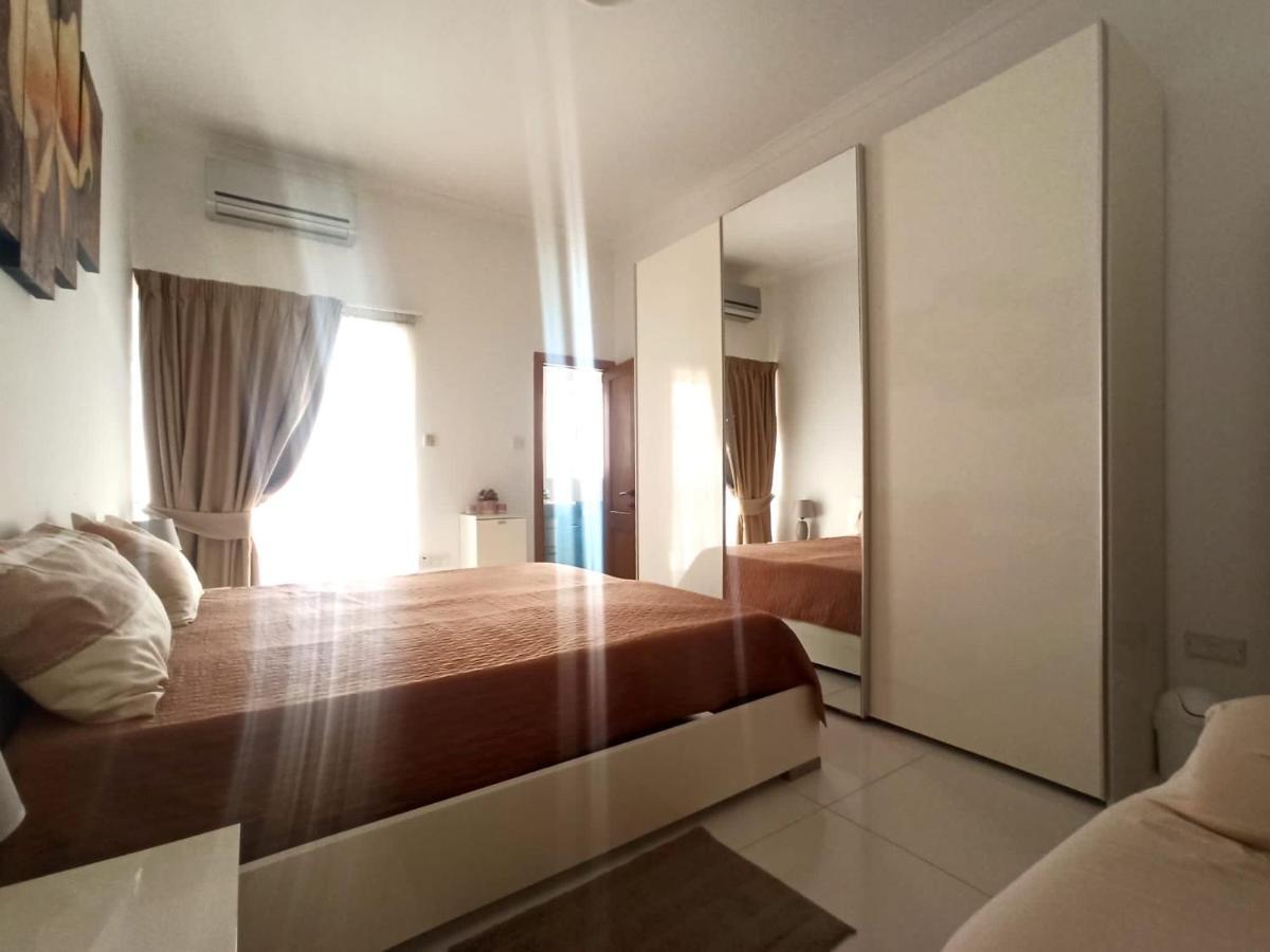 Apartment Modern In The Heart Of Steps From The Seafront *