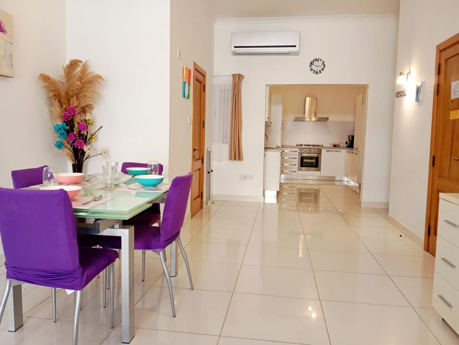 Appartement Modern In The Heart Of Steps From The Seafront Sliema